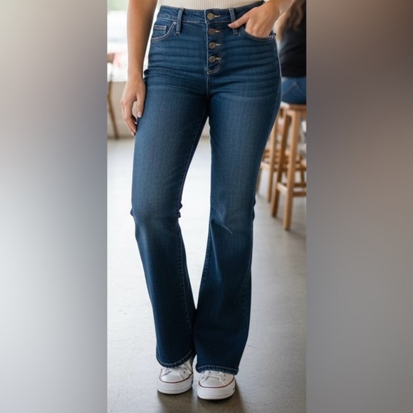 Universal Thread Denim - Universal Thread Dark Blue high rise skinny Bootcut